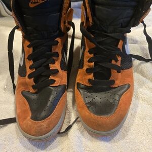 Nike Men's Black and Orange High-Top Sneakers